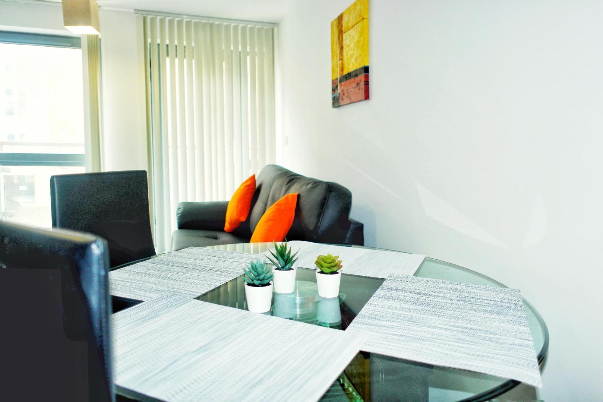 2 Bed Ensuite With Balcony And Free Onsite Secure Parking Манчестер Екстер'єр фото