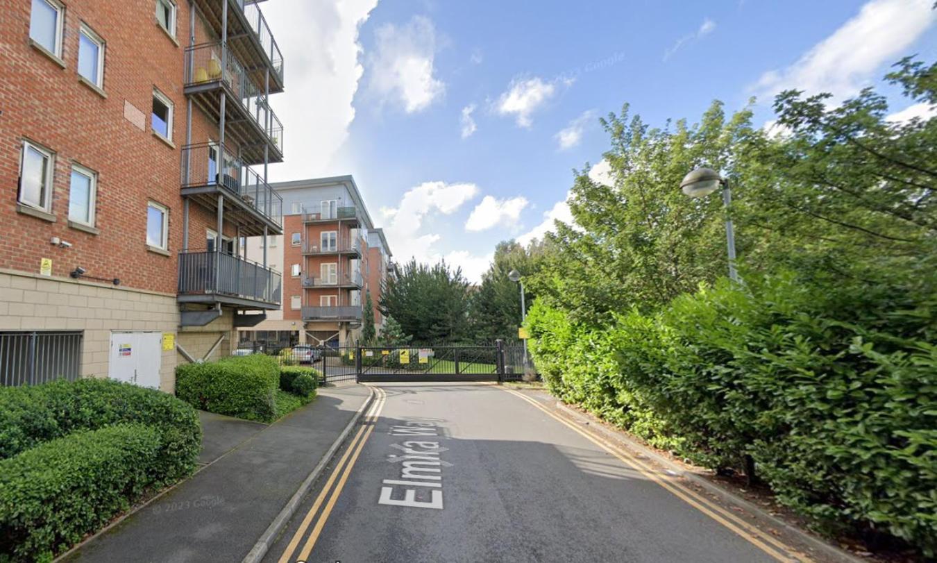 2 Bed Ensuite With Balcony And Free Onsite Secure Parking Манчестер Екстер'єр фото